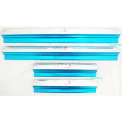 ชายบันได สแตนเลสอย่างดี รุ่น 4 ประตู กันรอยขีดข่วน Hilux vigo champ